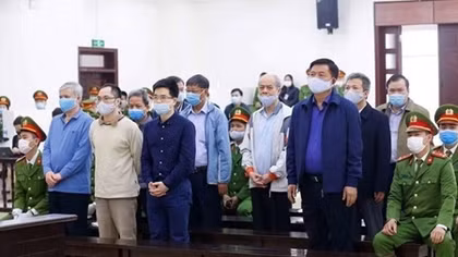 Bị cáo Đinh La Thăng nhận thêm 11 năm tù, bồi thường 200 tỷ đồng