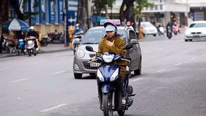 Không khí lạnh tràn về, miền Bắc chuyển rét 
