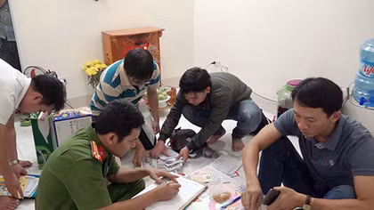 Khởi tố nhóm cho vay nặng lãi núp bóng hiệu cầm đồ