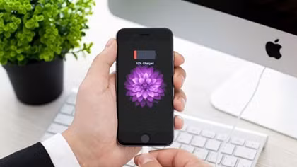 Apple cay đắng bồi thường cho người dùng iPhone cũ