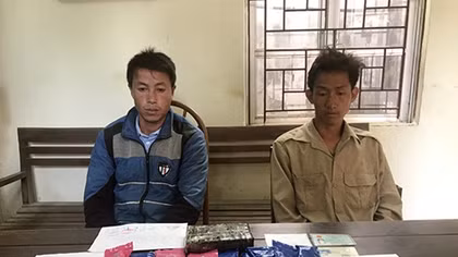 Bắt hai đối tượng thu 1 bánh heroin và hơn 5 nghìn viên ma túy
