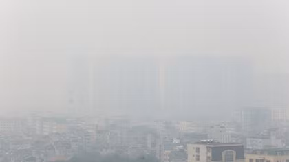 Không khí Hà Nội tím ngắt chỉ số AQI