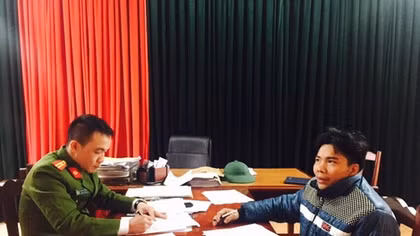 Cuồng ghen, chồng sát hại vợ trong đêm