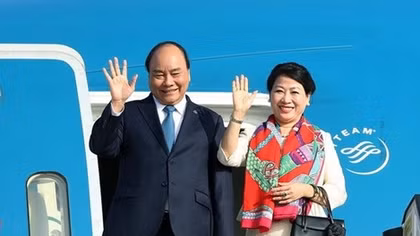Thủ tướng lên đường dự Hội nghị Cấp cao ASEAN 33