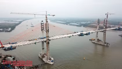 Chiêm ngưỡng cầu dây văng đầu tiên do Việt Nam thiết kế, thi công