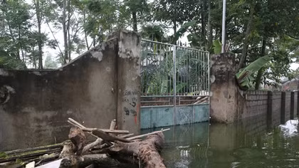 Cuộc sống cực khổ của người dân