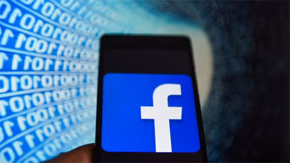 Facebook nhận thêm án phạt