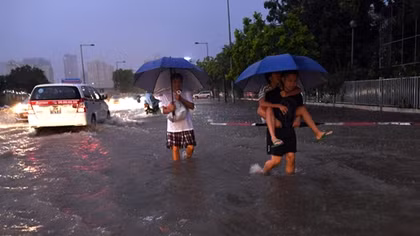 Bão Sơn Tinh suy yếu, nhiều tỉnh vẫn mưa rất to