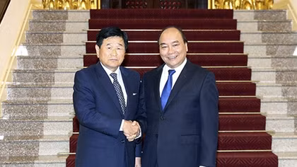 Thủ tướng Nguyễn Xuân Phúc tiếp lãnh đạo Tập đoàn ExxonMobil và nguyên Thị trưởng TP Osan Park Shin Won