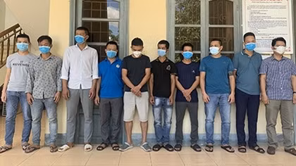 Phá chuyên án cá độ bóng đá với số tiền gần 60 tỷ đồng