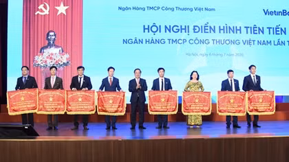 VietinBank tôn vinh các điển hình tiên tiến lần V