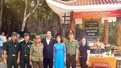 Khánh thành nhà bia tưởng niệm liệt sỹ hy sinh trong trận đồn Kanak