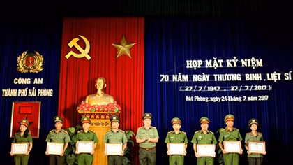 Công an Hải Phòng gặp mặt nhân kỷ niệm 70 năm ngày Thương binh liệt sỹ
