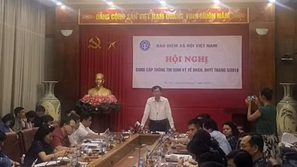 Chủ thẻ có thể tra cứu thông tin trực tuyến thẻ BHXH trên Cổng thông tin của ngành
