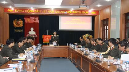 Phát huy sức mạnh quần chúng nhân dân vào lĩnh vực bảo vệ ANTQ