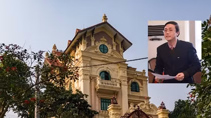 Dự án nghìn tỉ đắp chiếu và toà lâu đài xây sai phép