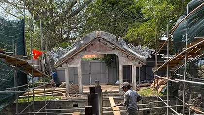 Trùng tu cầu ngói Thanh Toàn xưa Huế