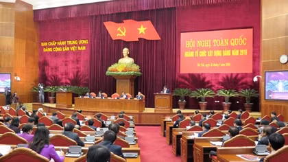 Nhận diện tình trạng suy thoái về tư tưởng chính trị, đạo đức, lối sống
