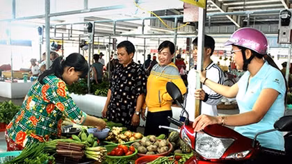 Chung tay phát triển chợ vì cộng đồng