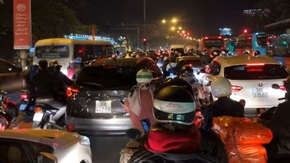 Tai nạn giảm cả 3 tiêu chí, ùn tắc vẫn tiếp diễn
