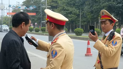 Mạnh tay xử lý để “hạ nhiệt” vi phạm về nồng độ cồn