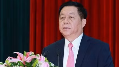 Trưởng ban Tuyên giáo Trung ương và đại biểu Quốc hội tỉnh Tiền Giang tiếp xúc cử tri