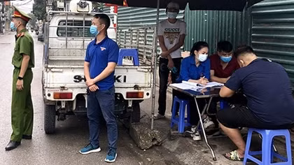 Nhiều trường hợp không đeo khẩu trang ra đường bị xử phạt