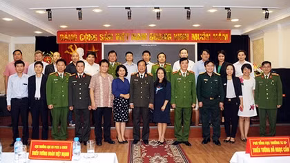 Cục Cảnh sát PCCC khen thưởng các tập thể, cá nhân có thành tích xuất sắc