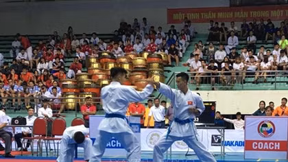 Hơn 800 vận động viên tham dự giải vô địch các câu lạc bộ mạnh karate toàn quốc