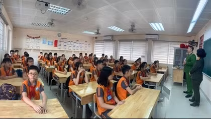 Điều tra, xác minh học sinh, sinh viên bị lừa đảo khi nhờ chuyển đồ
