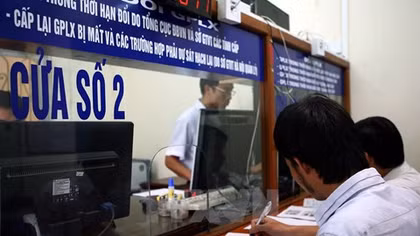 Hà Nội đo mức độ hài lòng của người dân về thủ tục cấp đổi giấy phép lái xe