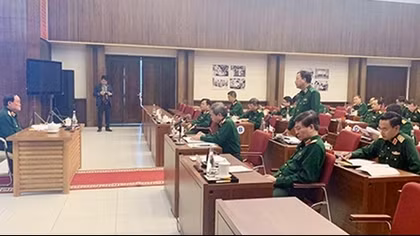 Tiếp tục coi chống dịch như nhiệm vụ sẵn sàng chiến đấu