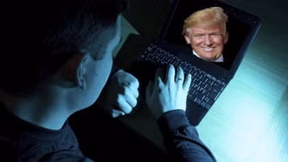 Sinh viên đại học rủ nhau hack hồ sơ tài chính của Tổng thống Trump