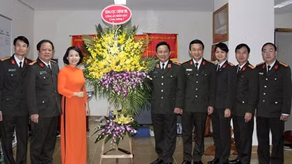 Lãnh đạo Tổng cục Chính trị CAND chúc mừng Hội Phụ nữ Bộ Công an 