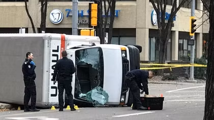 Canada bị “sói đơn độc” tấn công