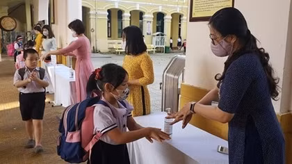 Khẩn trương tăng cường các biện pháp phòng, chống COVID-19 cho trẻ em