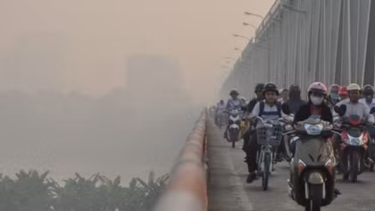 Miền Bắc tăng nhiệt nhẹ, trời có mưa và sương mù