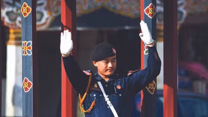 Cảnh sát Bhutan tận tụy và lạc quan