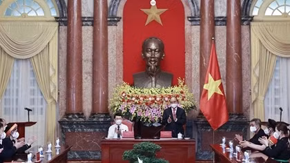 Chủ tịch nước Nguyễn Xuân Phúc tiếp đại biểu các dân tộc thiểu số tỉnh Bắc Giang
