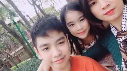 Nghị lực phi thường của họa sĩ nhí khiếm thính
