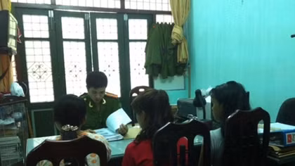 Lừa xin việc rồi bán vào nhà nghỉ làm gái mại dâm