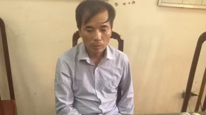 Cặp vợ chồng giả mang theo con cùng 8 nghìn viên ma túy