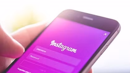 Nối gót Facebook, Instagram sập mạng trên toàn cầu