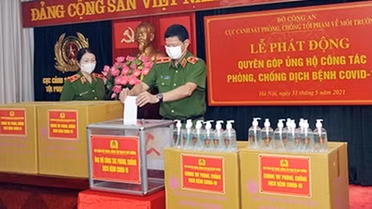 CBCS Cảnh sát môi trường ủng hộ phòng, chống dịch COVID-19