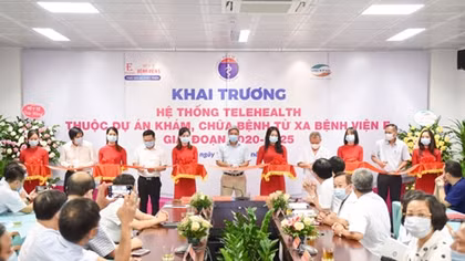 Bệnh viện E khám chữa bệnh từ xa với nhiều điểm cầu ở vùng đặc biệt khó khăn