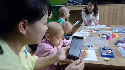Lớp học gieo hy vọng cho các bệnh nhi ung thư