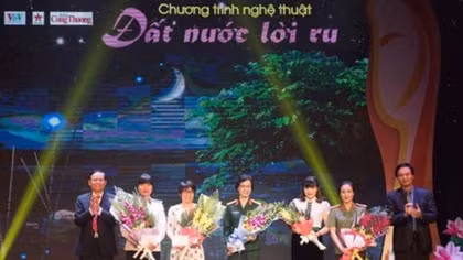 “Đất nước lời ru” – chương trình tôn vinh phụ nữ Việt Nam