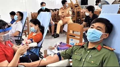 Đại úy Công an 31 lần hiến máu cứu người