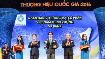 VPBank đạt 10 giải thưởng và chứng nhận trong năm 2016
