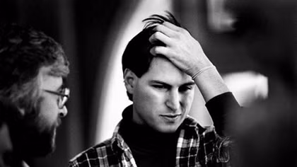 Ngã ngửa với mức giá để sở hữu lá đơn xin việc của Steve Jobs